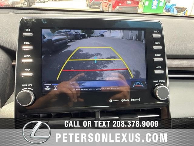 Used 2022 Toyota Avalon XLE w/ Moonroof Package FWD image 18