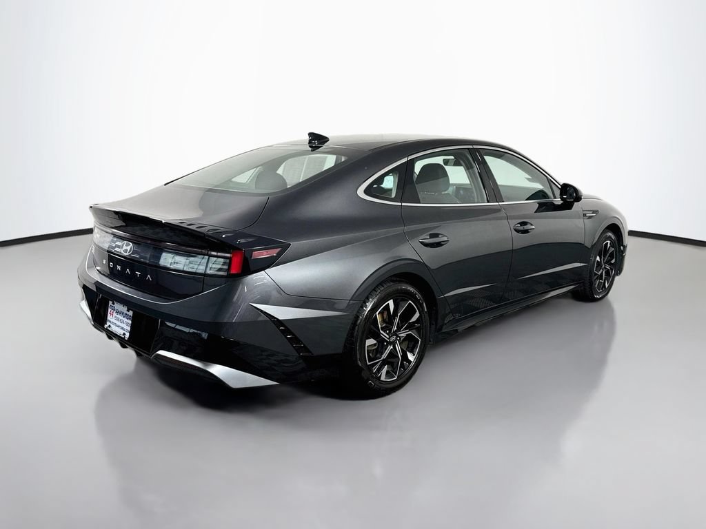 Used 2024 Hyundai Sonata SEL FWD image 8