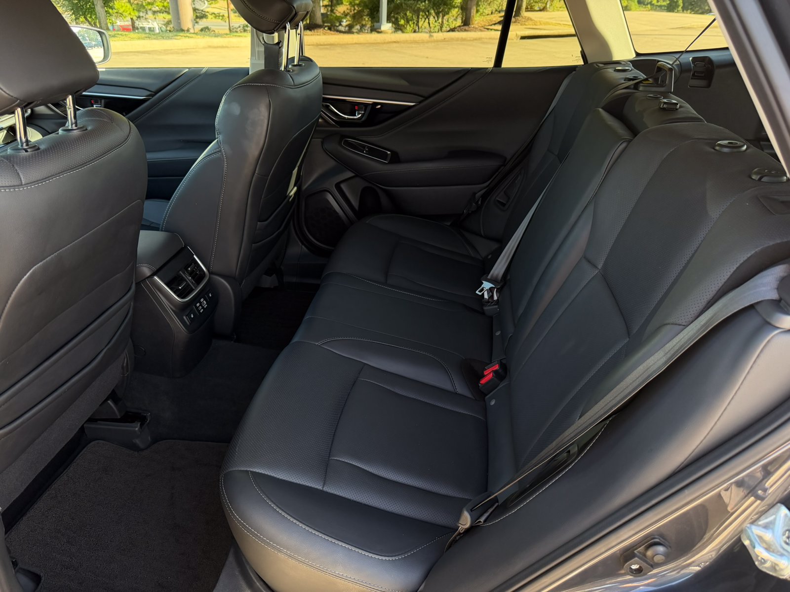Used 2024 Subaru Outback Limited AWD/4WD image 26