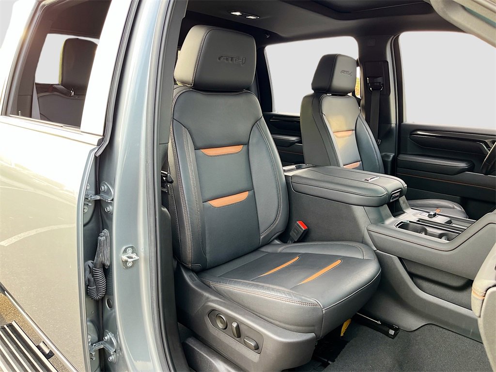 Used 2024 GMC Sierra 2500 AT4 w/ AT4 Premium Plus Package image 29