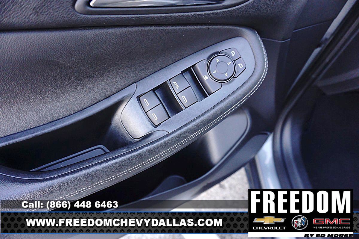 Certified 2025 Buick Encore GX Preferred FWD image 32