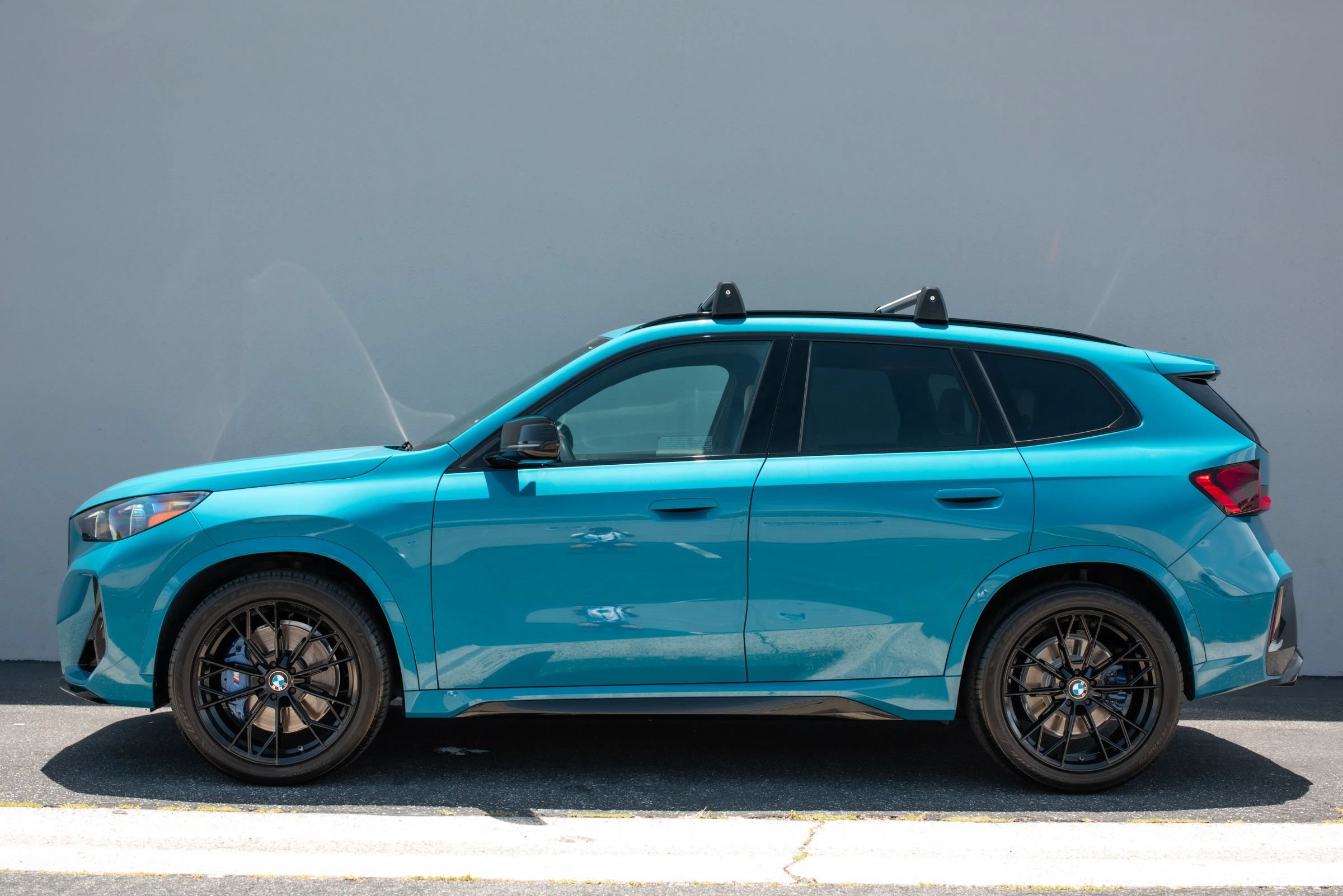 Used 2025 BMW X1 M35i w/ Shadowloine Package AWD/4WD image 25
