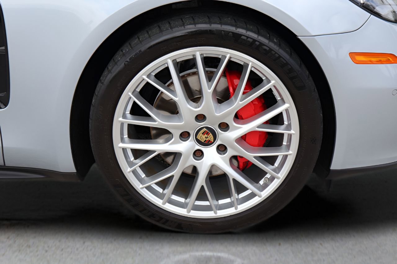 Used 2022 Porsche Panamera 4S image 9