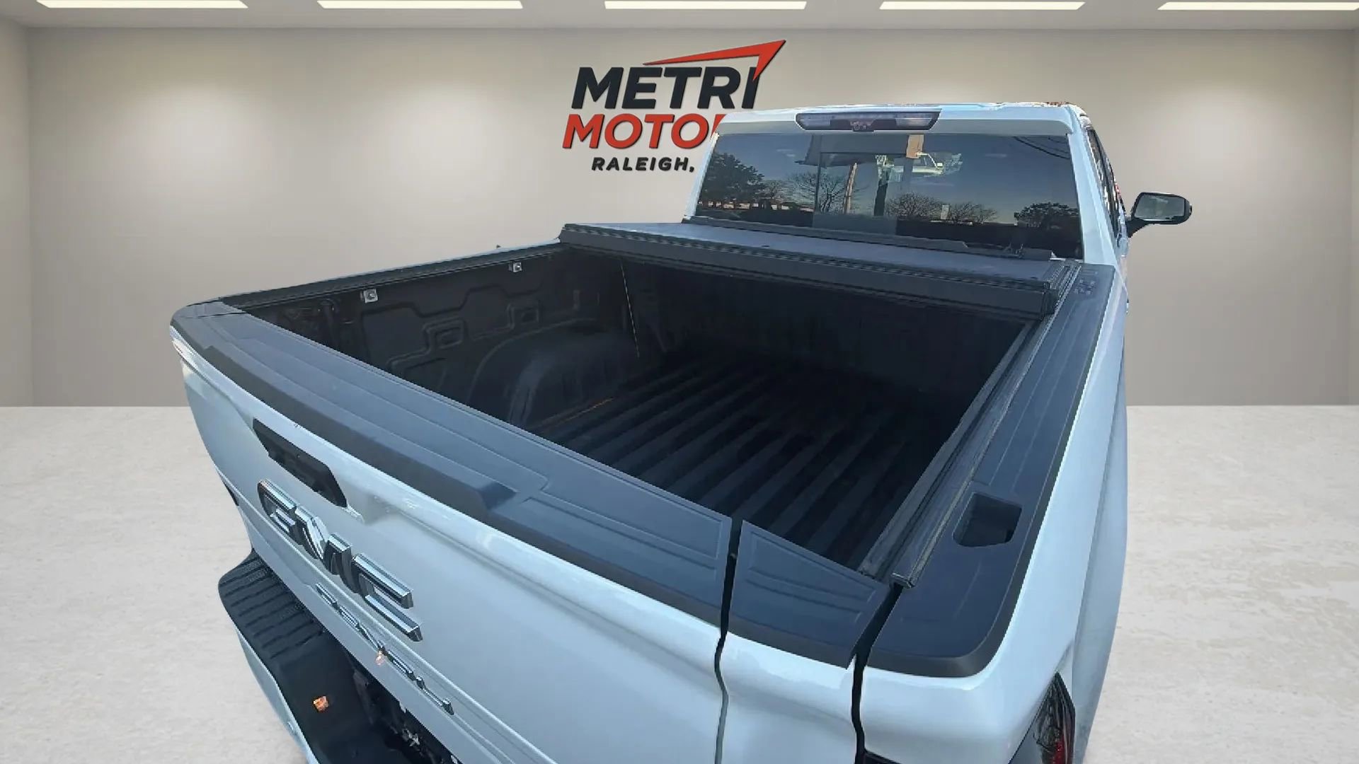 Used 2023 GMC Sierra 1500 Denali Ultimate image 18