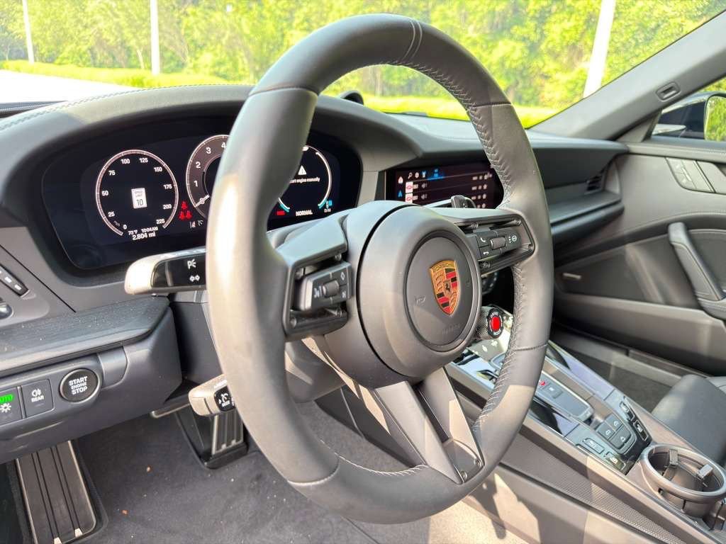 Certified 2026 Porsche 911 Carrera GTS RWD image 9