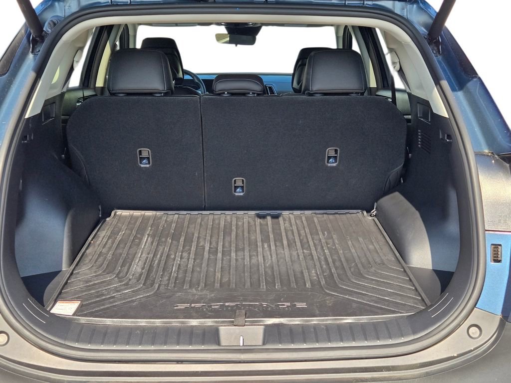 Certified 2025 Kia Sportage EX w/ EX Premium Package AWD/4WD image 13