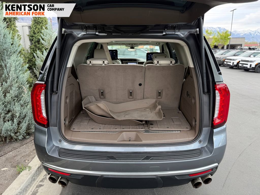Used 2021 GMC Yukon Denali w/ Denali Premium Package image 41