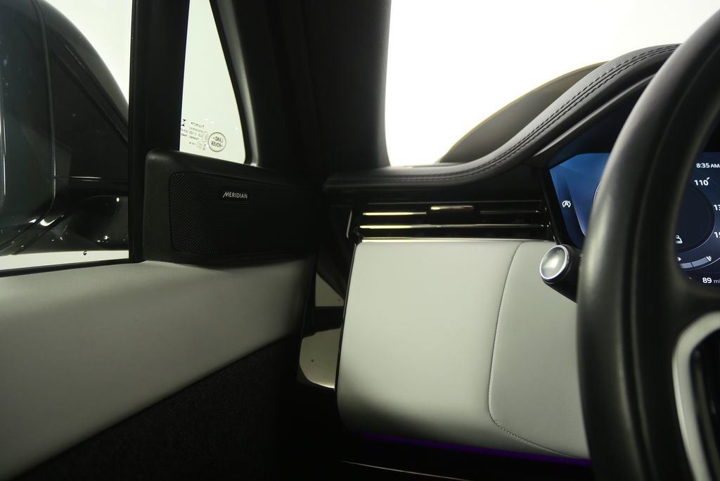 Used 2023 Land Rover Range Rover Sport SE image 22