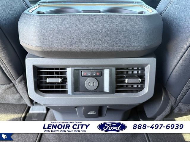 New 2026 Ford F250 Lariat w/ Black Appearance Package image 14