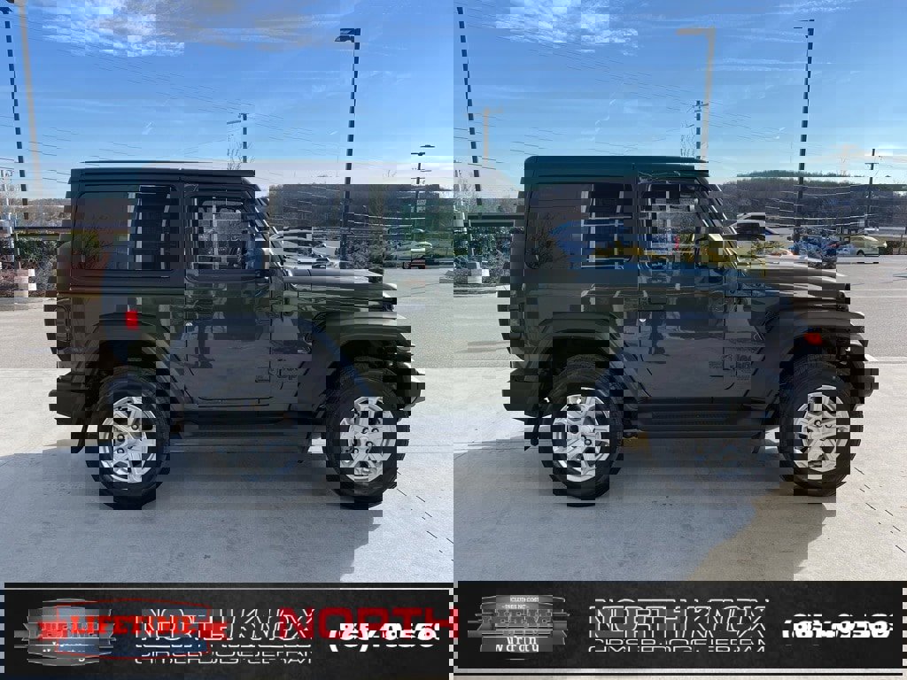 Used 2021 Jeep Wrangler Sport S image 16