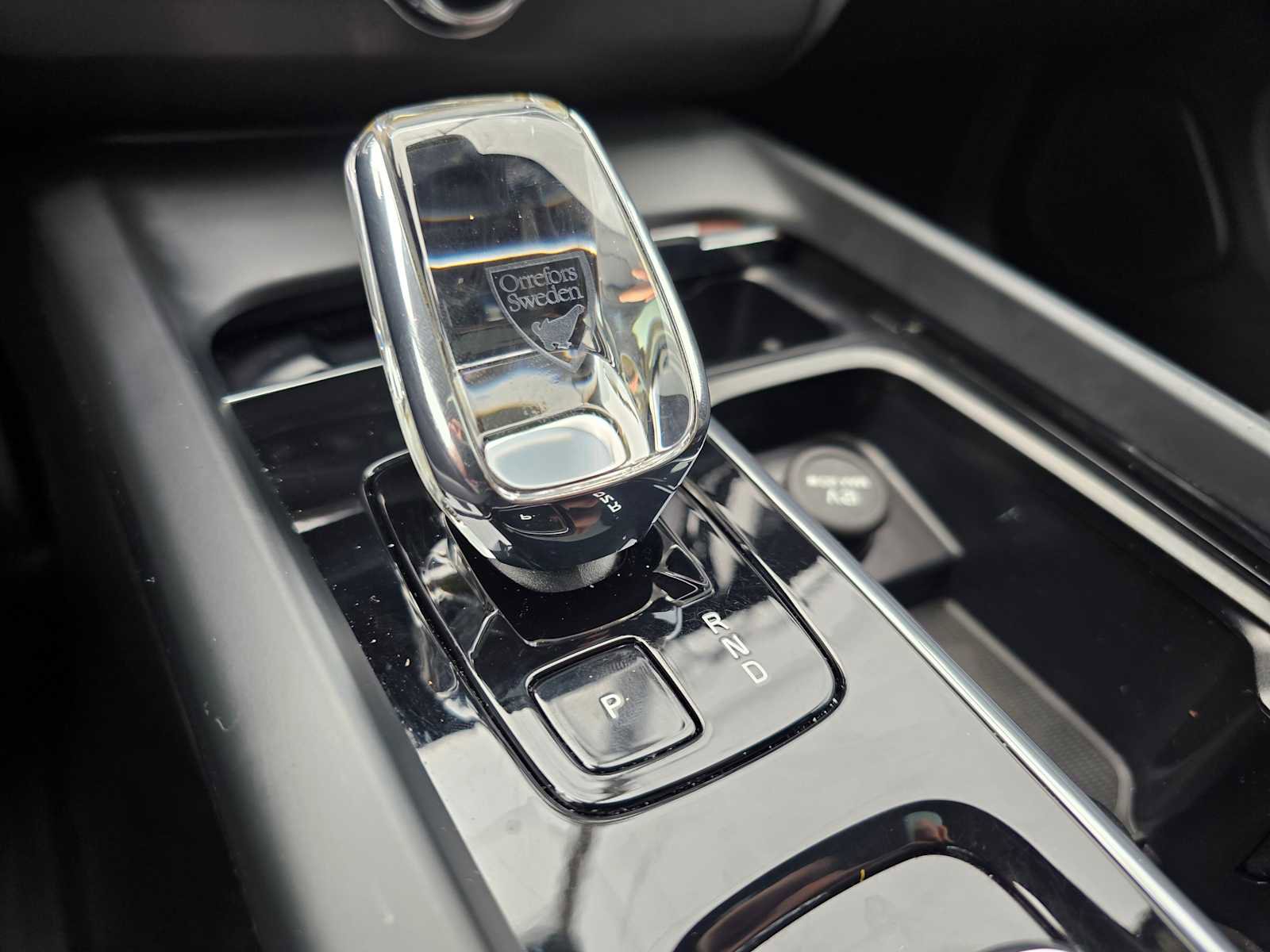 Certified 2023 Volvo XC60 B5 Ultimate image 42