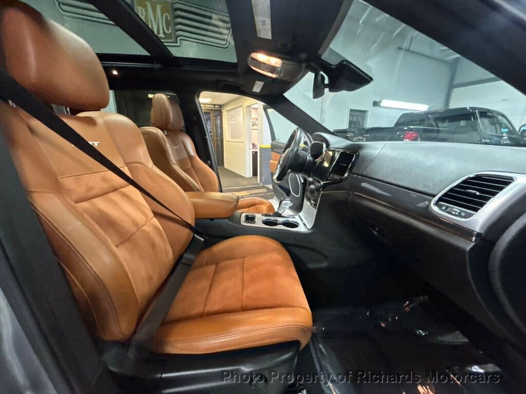 Used 2021 Jeep Grand Cherokee SRT image 22