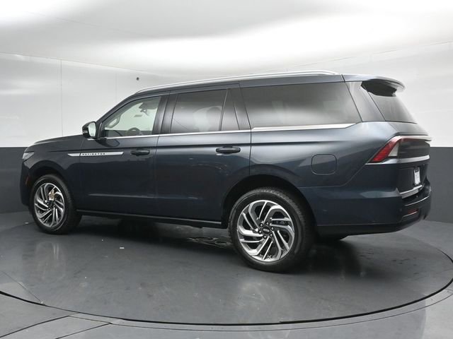 Certified 2025 Lincoln Navigator Reserve AWD/4WD image 5