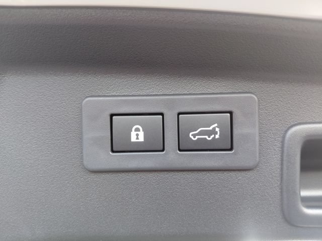 Used 2026 Subaru Outback Premium AWD/4WD image 13