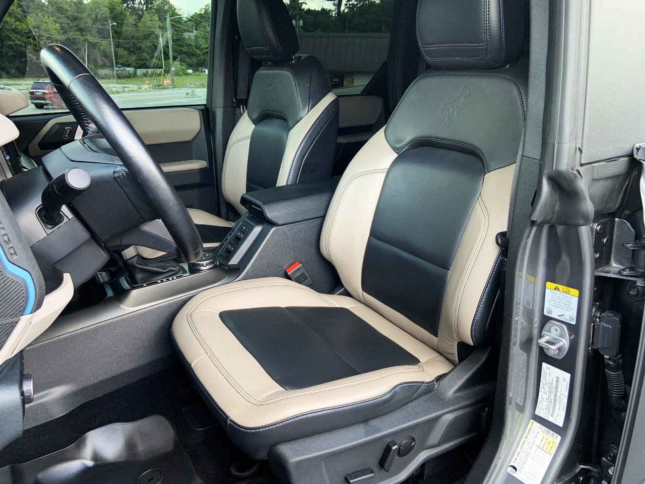 Used 2023 Ford Bronco Wildtrak AWD/4WD image 9