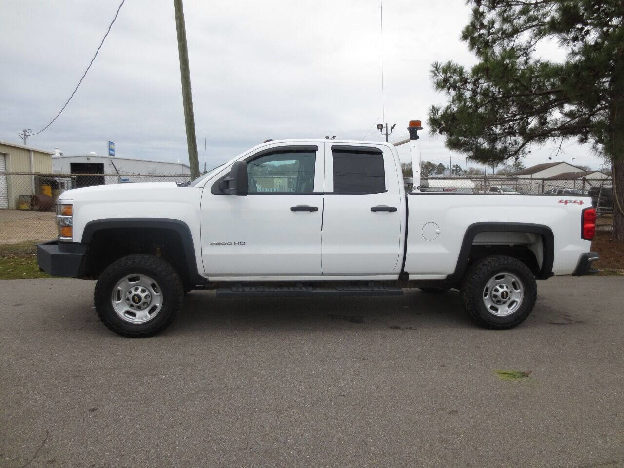 Used 2017 Chevrolet Silverado 2500 W/T