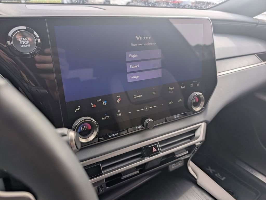 Used 2025 Lexus RX 350 AWD image 9