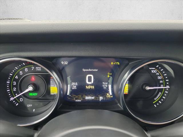 Used 2021 Jeep Wrangler Unlimited Sahara w/ Cold Weather Group image 17