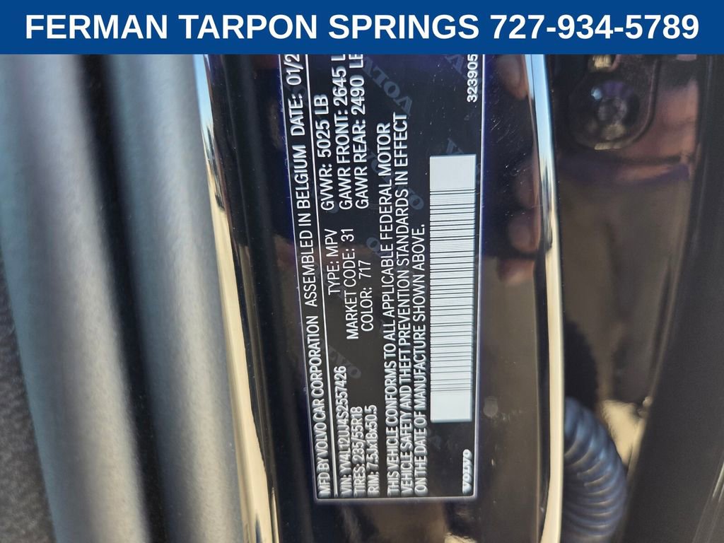 Certified 2025 Volvo XC40 B5 Core image 22