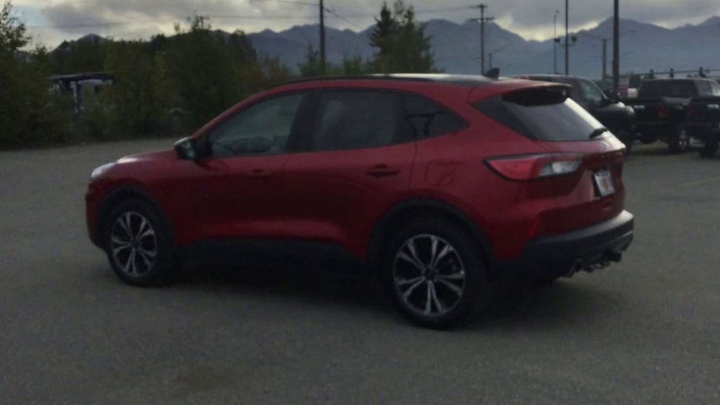 Used 2022 Ford Escape SEL w/ SEL Stealth AWD Package image 6