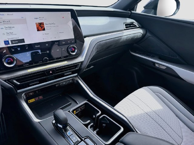 New 2026 Lexus TX 500h AWD w/ Technology Package image 29