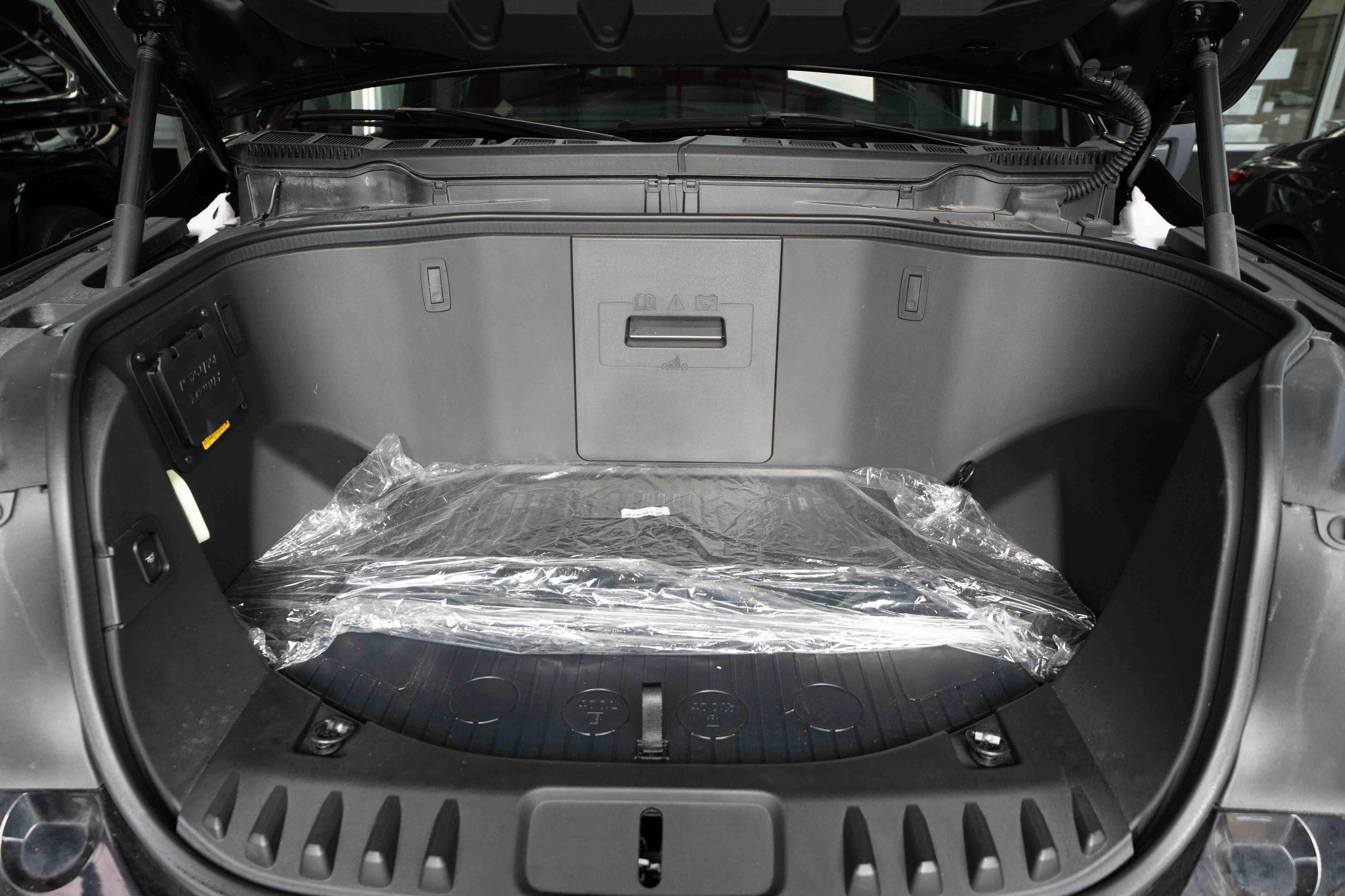 Used 2023 Ford F150 Lightning XLT image 29