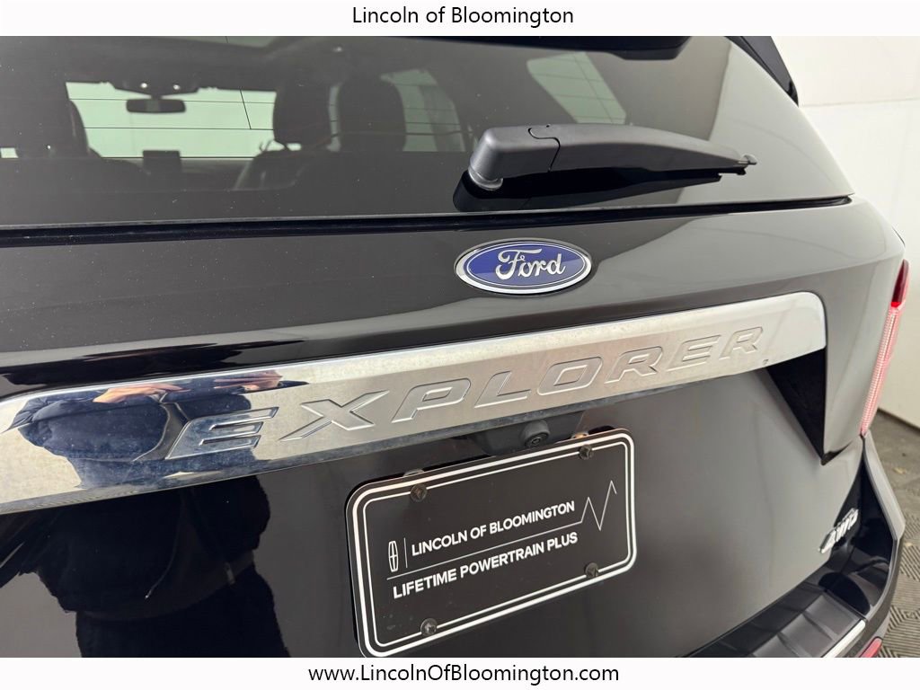 Used 2023 Ford Explorer Limited w/ Limited Technology Package image 55