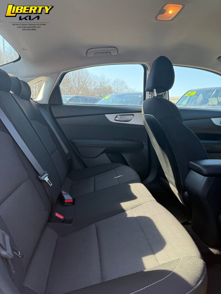 Used 2023 Kia Forte LXS w/ LXS Technology Package FWD image 10