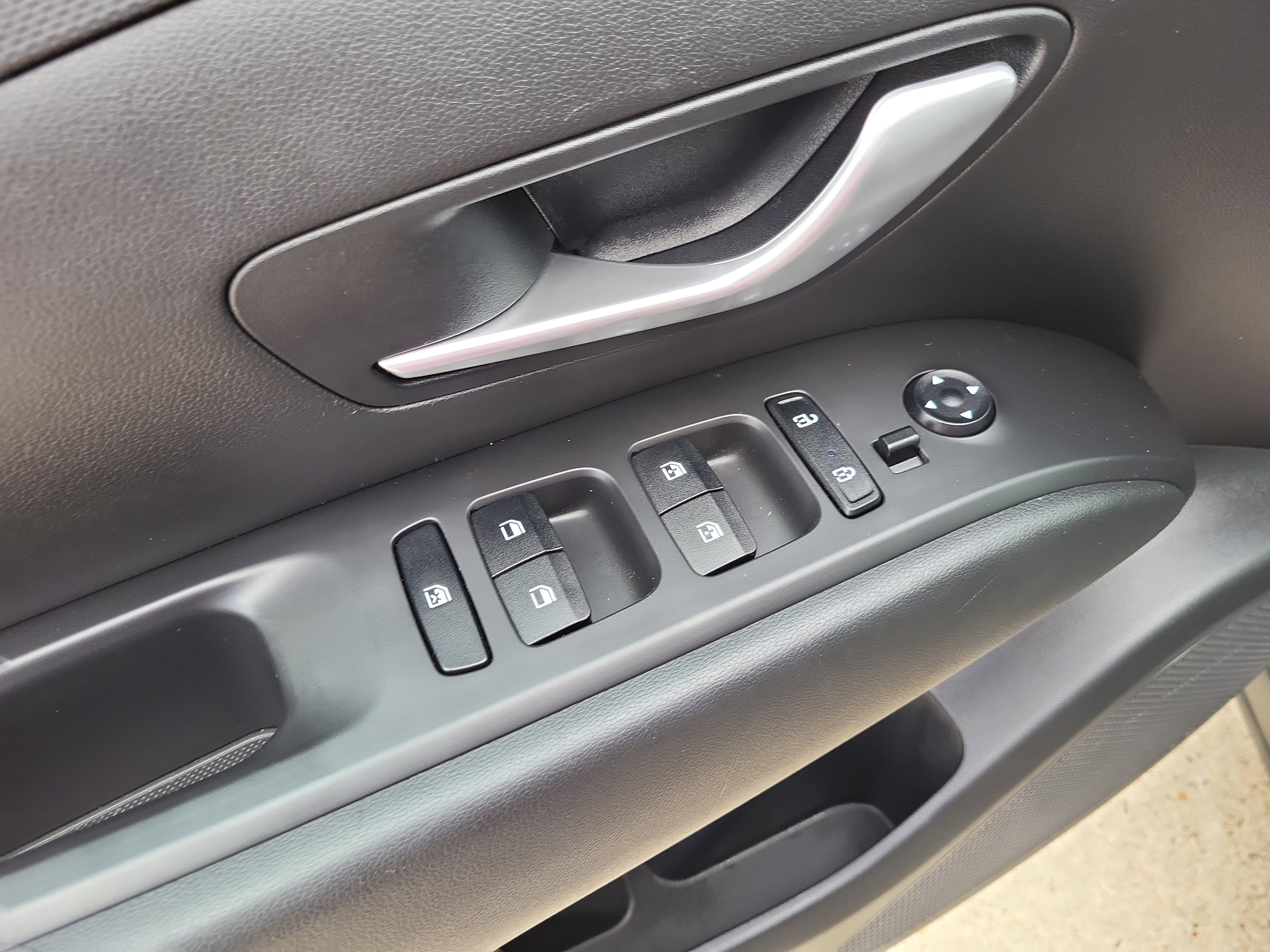 Used 2024 Hyundai Santa Cruz SEL w/ Activity Package image 16