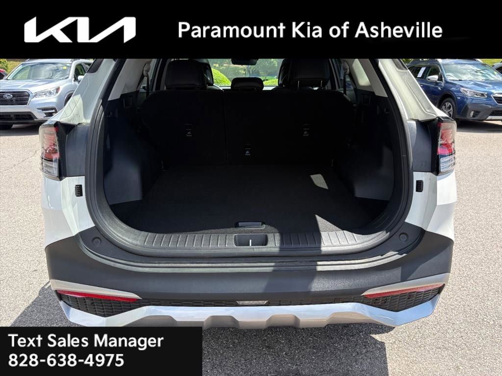 Certified 2025 Kia Sportage EX w/ EX Premium Package AWD/4WD image 29