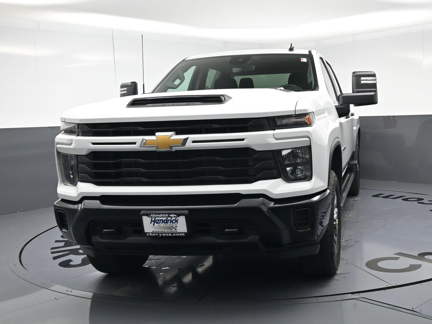 Used 2024 Chevrolet Silverado 2500 Custom w/ Custom Convenience Package AWD/4WD image 5