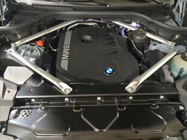 New 2026 BMW X5 xDrive40i w/ M Sport Package image 18