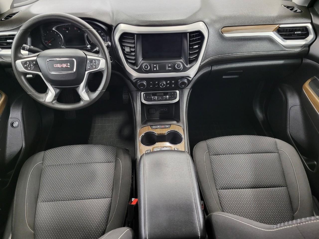 Certified 2023 GMC Acadia SLE w/ Driver Convenience Package image 7