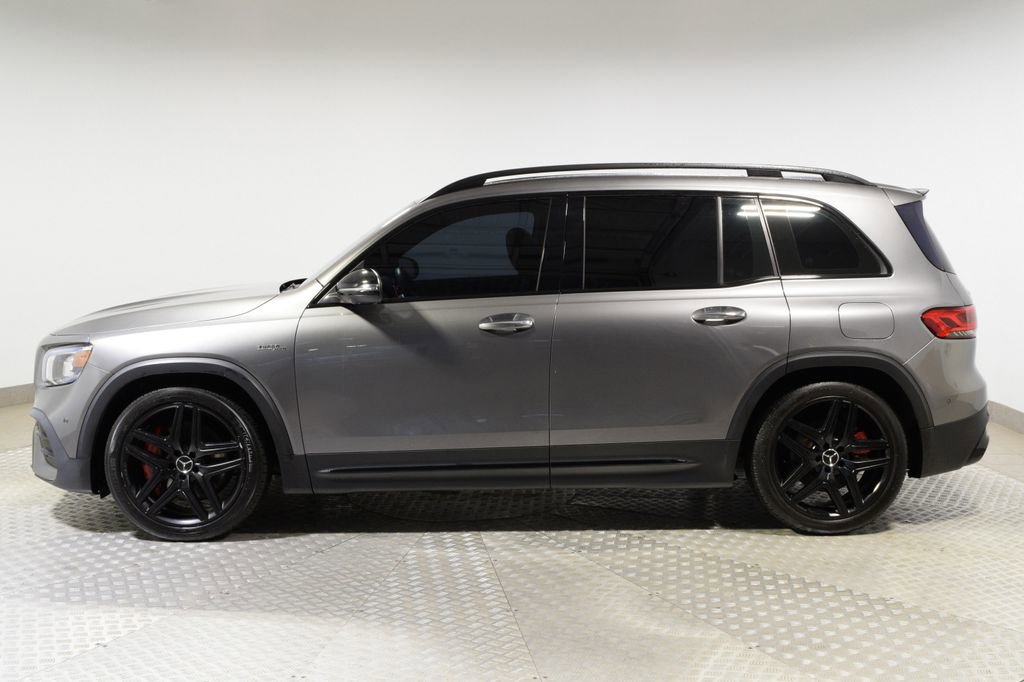 Used 2021 Mercedes-Benz GLB 35 AMG 4MATIC image 4