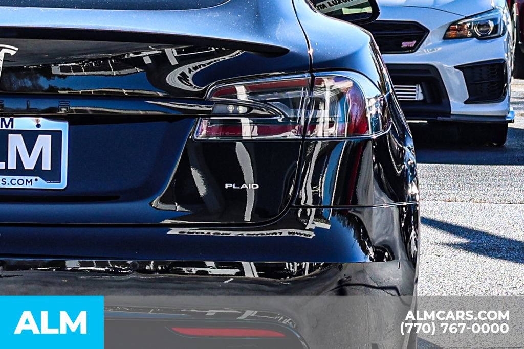 Used 2021 Tesla Model S Plaid image 15