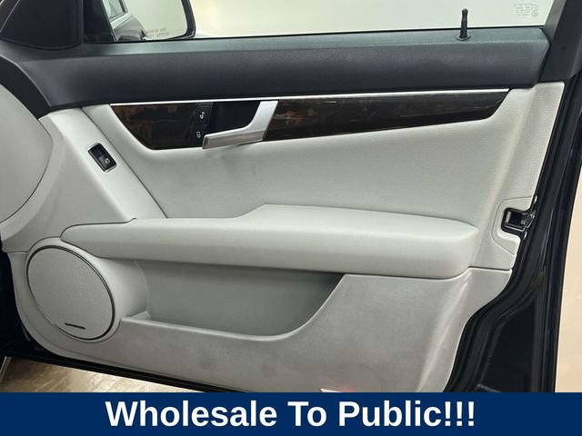 Used 2013 Mercedes-Benz C 250 Sedan image 27