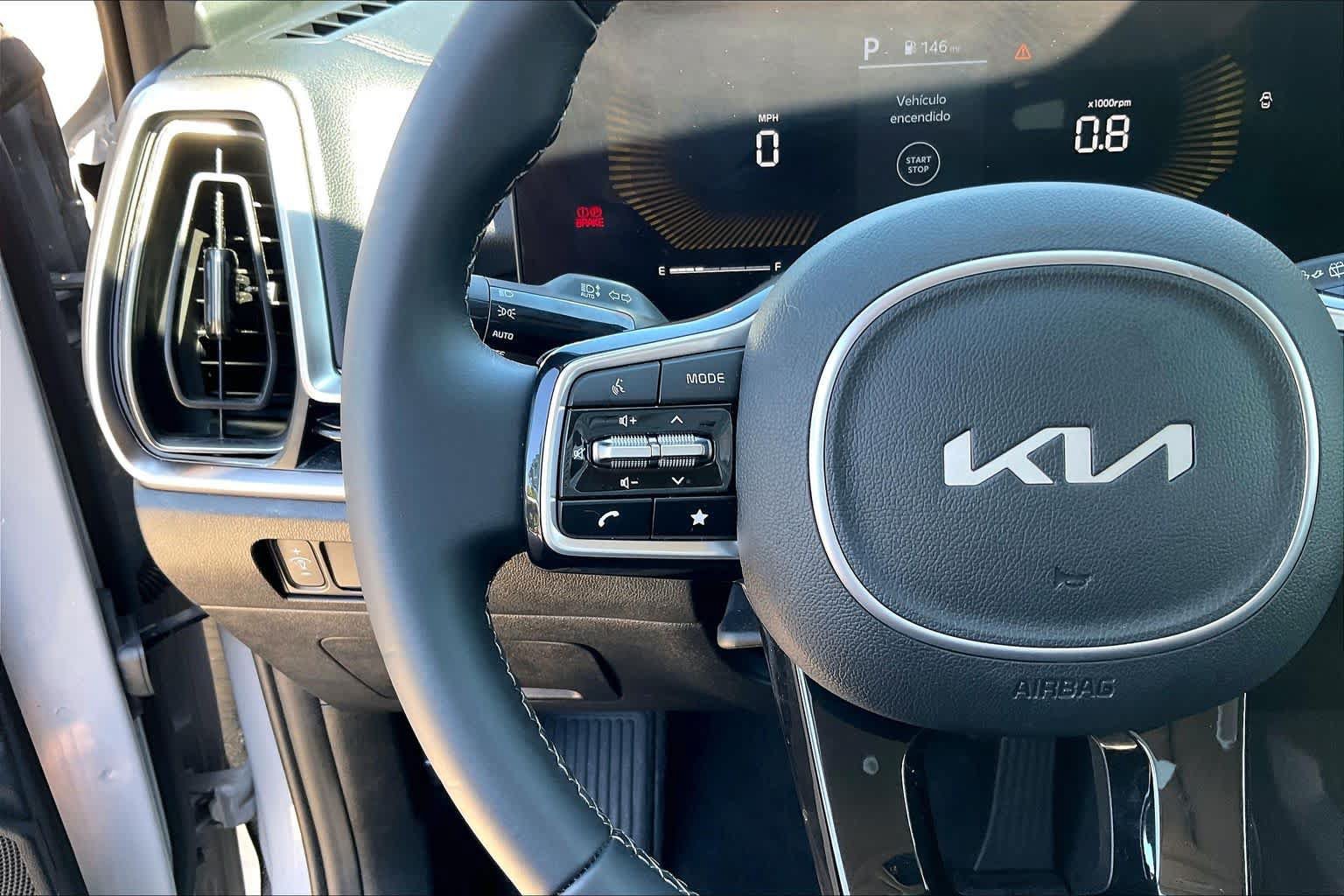 Used 2025 Kia Sorento S w/ Panoramic Sunroof Package FWD image 23