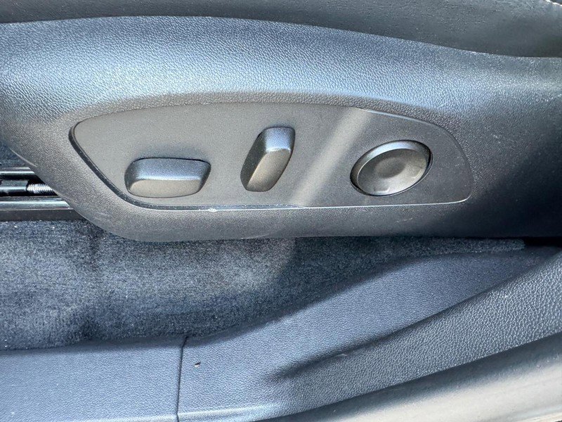 Certified 2025 Buick Enclave Preferred image 17