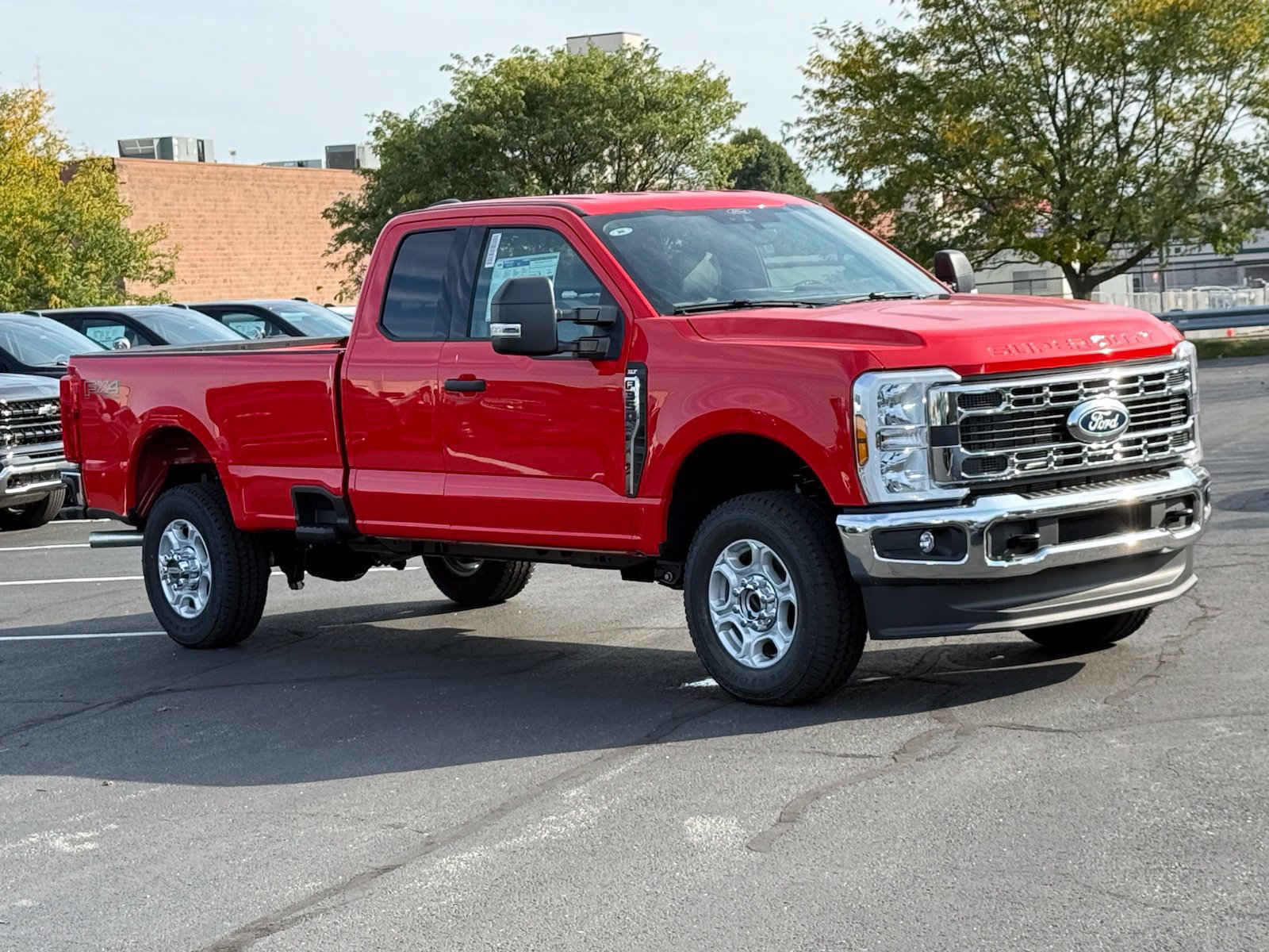 New 2027 Ford F350 XLT w/ FX4 Off-Road Package AWD/4WD image 9