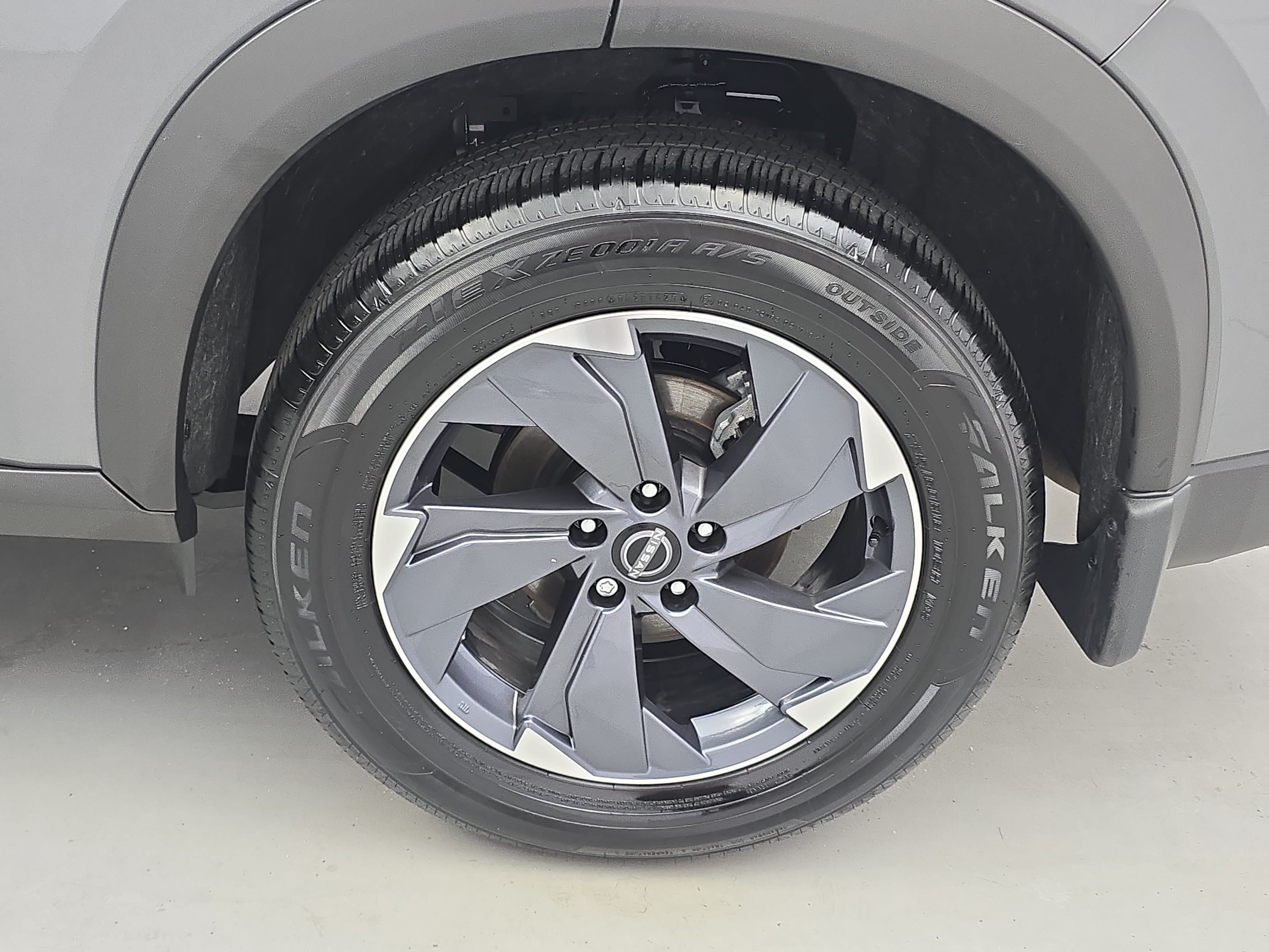 Certified 2026 Nissan Rogue SV FWD image 32