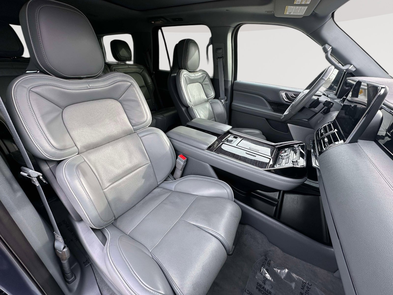 Used 2019 Lincoln Navigator Reserve w/ Cargo Package image 30