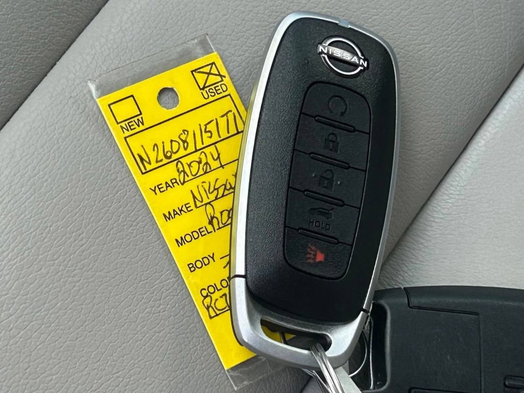 Certified 2024 Nissan Rogue SL FWD image 57