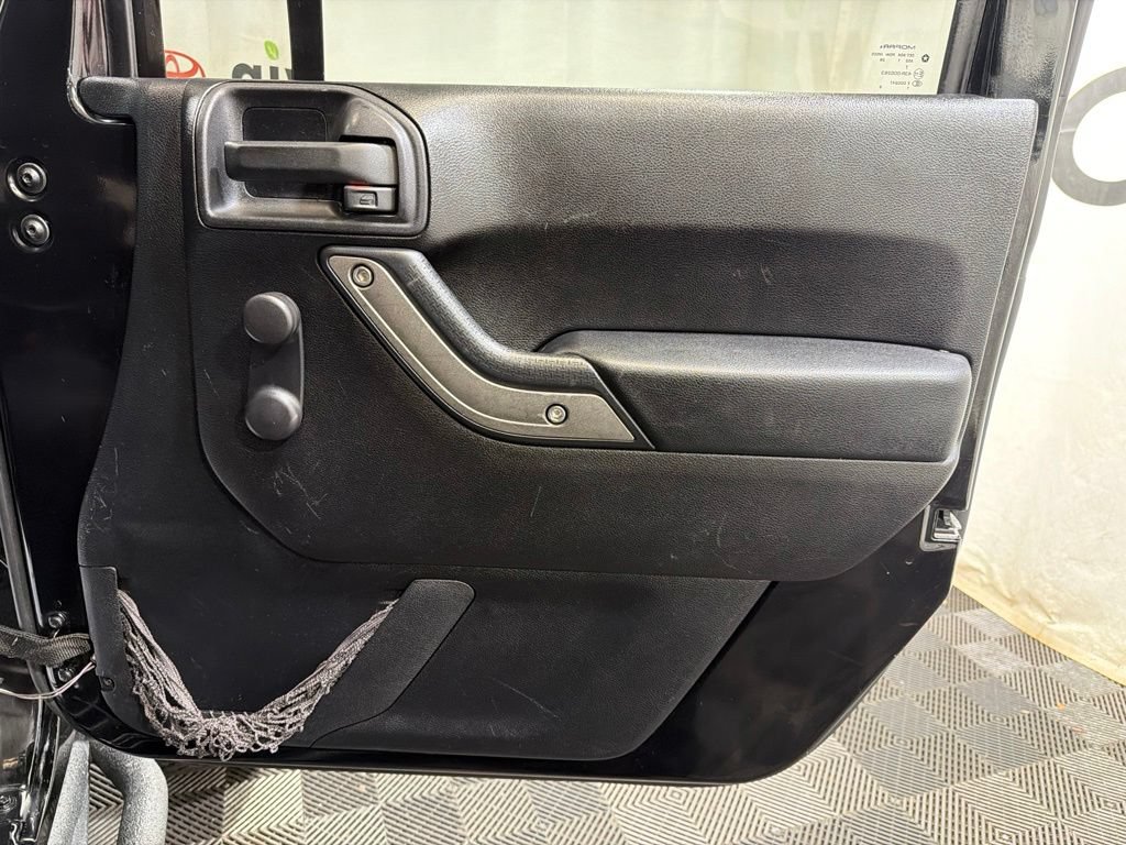Used 2012 Jeep Wrangler Sport AWD/4WD image 10