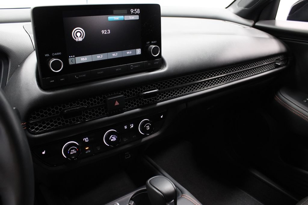 Used 2025 Honda HR-V Sport image 29