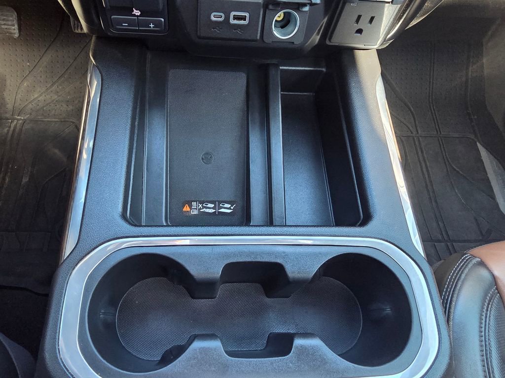 Used 2022 Chevrolet Silverado 2500 High Country AWD/4WD image 25