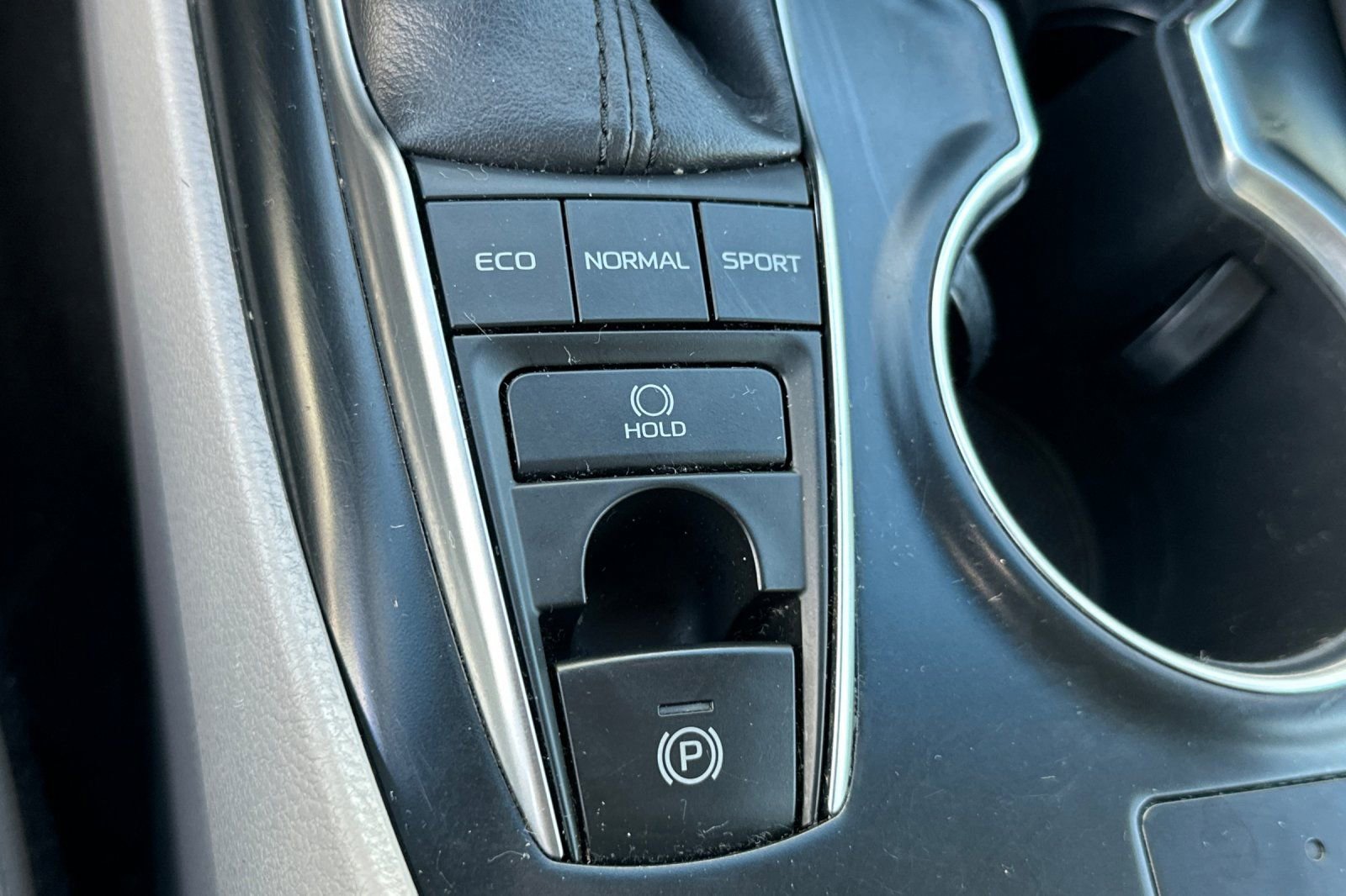 Used 2018 Toyota Camry XSE w/ Audio Package FWD image 33