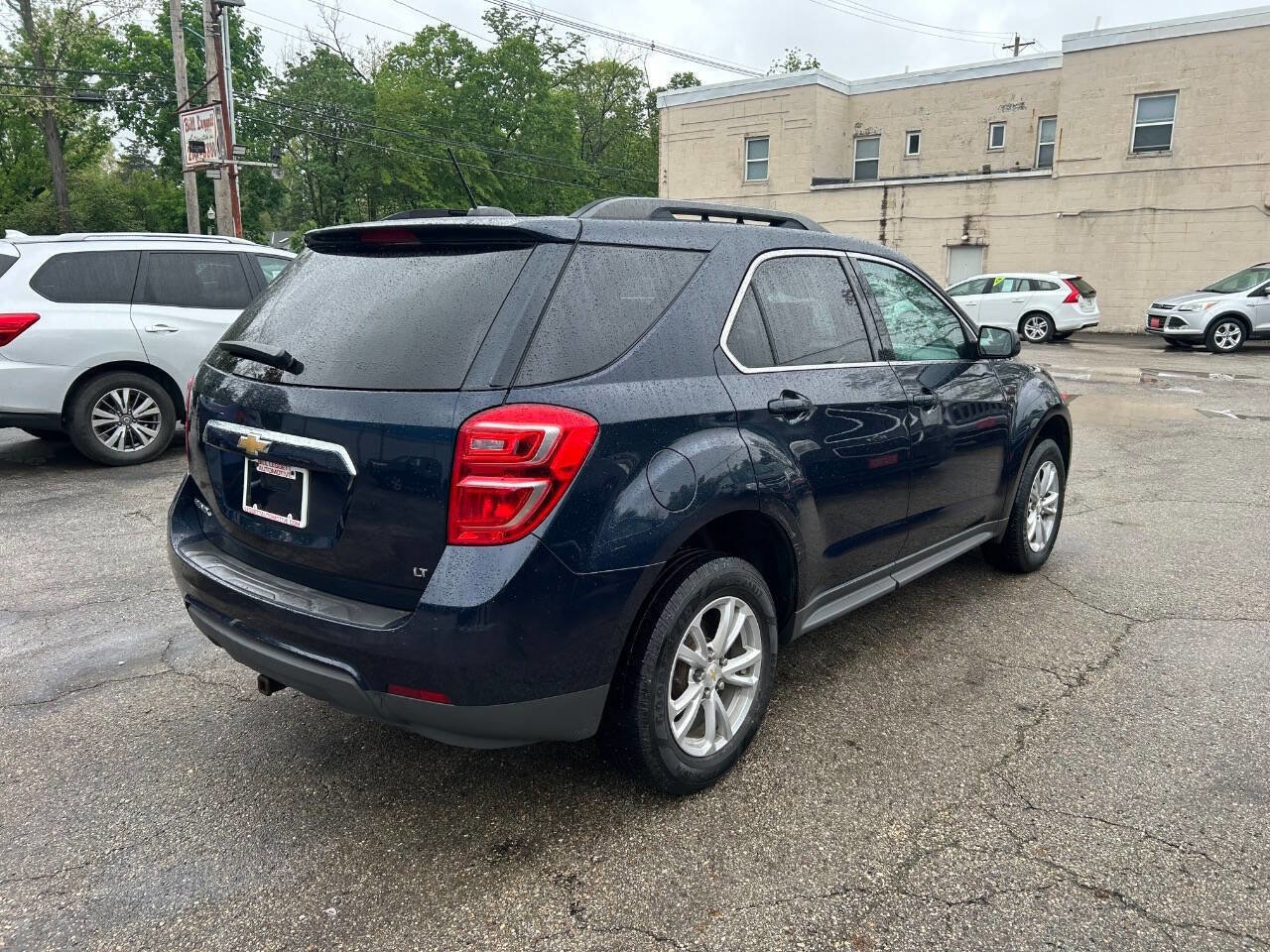 Used 2017 Chevrolet Equinox LT w/ Convenience Package FWD image 12