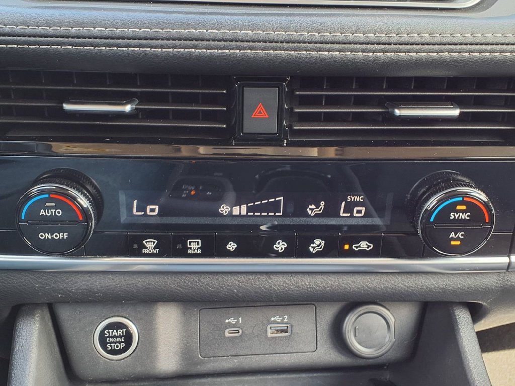 Used 2022 Nissan Rogue SV FWD image 17