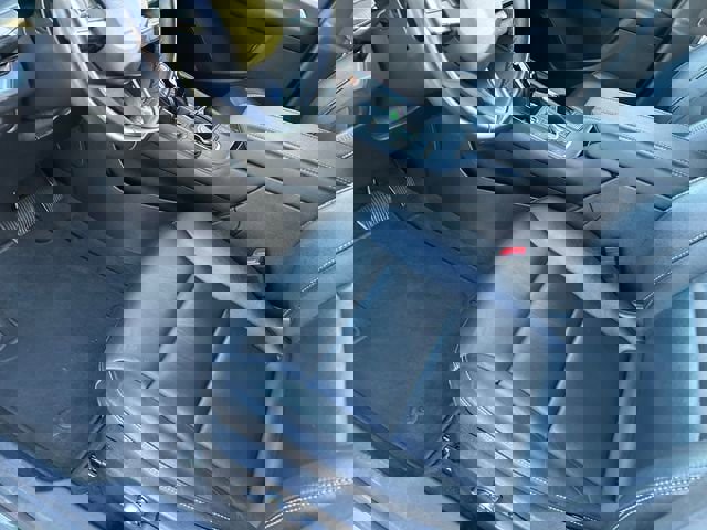 Used 2024 Cadillac XT4 Premium Luxury AWD/4WD image 11