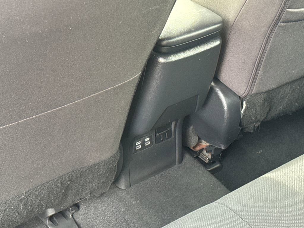 Used 2024 Toyota Prius Prime SE image 35